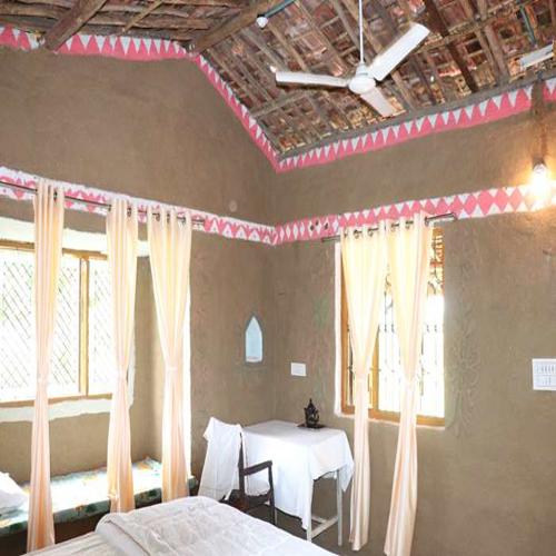 Savaliya Homestay, Gyanpura